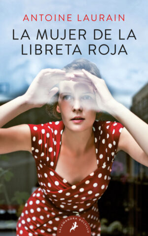 La mujer de la libreta roja Bols